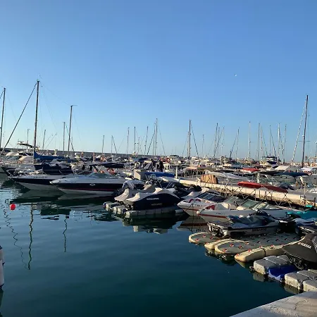 Boliches Malaga Paradise 2 *